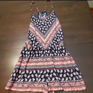 Women's Full Tilt paisley Design Multicolor Romper Size Medium